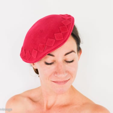 1950s Fuchsia Pink Fascinator Hat | 50s Magenta Wool Felt Saucer Hat | Noreen Fashions 