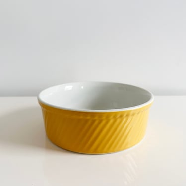 Hall Yellow 7.75" Ceramic Fluted Swirl Casserole Baking Dish Vintage 1980s 
