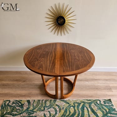 Restored Lane Rhythm Mid-century Modern Dining Table ***please read ENTIRE listing prior to purchasing SHIPPING is NOT free 