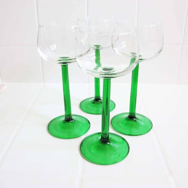 Vintage Luminarc Green Stem Wine Glasses Set of 4 - Made in France - Dinner Party Italy 