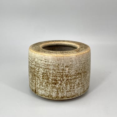 1960s Scandinavian Pottery Palshus Denmark PLS 407 Low Circular Stout Bowl or Tire-Form Bud Vase Sand Beige Glaze Danish Vintage Mid-Century 