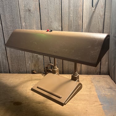 Vintage Desk Lamp 18.25” x 12”