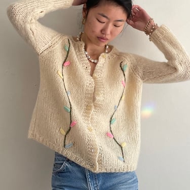 50s hand knit Italian sweater / vintage creamy white hand knit mohair embroidered rose bud vine soft chunky raglan cardigan sweater | M/L 