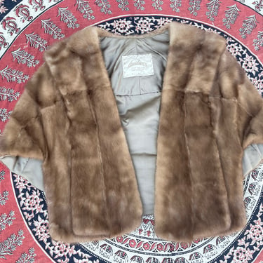 Gorgeous condition, true vintage 1950’s genuine mink fur capelet | fur bridal wrap, winter bride, S/M 