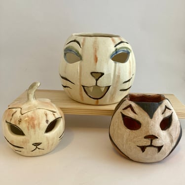 Happy Cat-O'-Lantern Luminary | Handmade Ceramic Kitty Candleholder | Pumpkin Cat Tea Light Holder for Autumn Decor | Halloween Lighting 