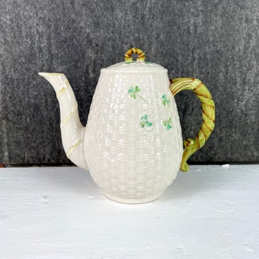 Belleek Basketweave teapot - 4th mark green - vintage 1940s-1950s 