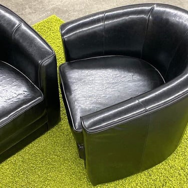 LOCAL PICKUP ONLY ———— Vintage Leather Club Chair ———— 2 Available Sold Separately 
