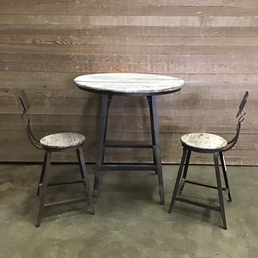 Cafe Table w/ 2 Chairs (Tacoma)