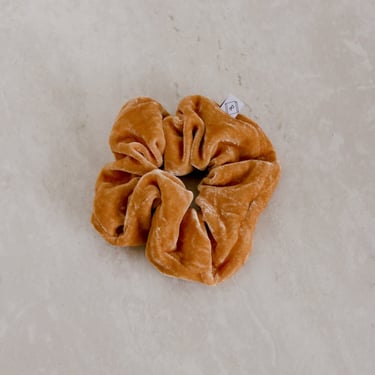 rust silk velvet scrunchie | dyed with acacia wood | zero waste | made in detroit 