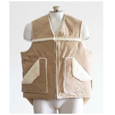 Tan zip up sherpa vest 