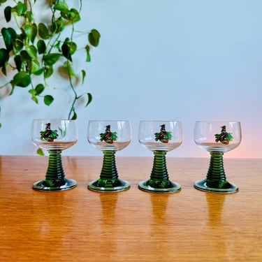 Set of Four Vintage Luminarc Roemer Beehive Stem Wine Glasses With Coat of Arms Decorattion , 1970s Glassware, 