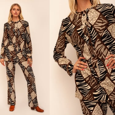 Vintage 1960s 70s Glamorous Marchesa di Grésy Jungle Print Long Sleeve & Flared Pant Suit Two Piece Set 