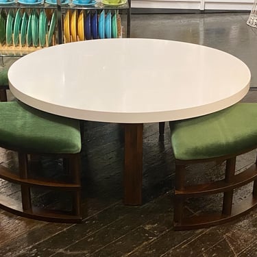 Early Round Height Adjustable Table with 4 Stools by Vogue Rattan MFG. Co., Circa 1940s - *Please ask for a shipping quote before you buy. 