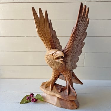 Vintage Large Wood Hand Carved Bald Eagle Statue // Patriotic Wood Bald Eagle Statue, Eagle Collector // Perfect Gift 