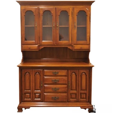 THOMASVILLE FURNITURE Collector's Cherry Traditional Style 56" Buffet w. China Hutch 720-11 / 720-00 