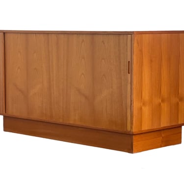 Free Shipping Within Continental US - Vintage Danish Mid Century Modern Credenza Record Cabinet with Side out Tray and Drawers 