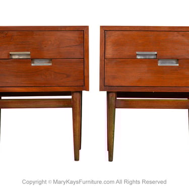 Pair Mid-Century End Tables Nightstands American of Martinsville 