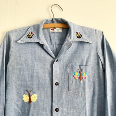 Vintage 70s Embroidered Chambray womens size S to M 