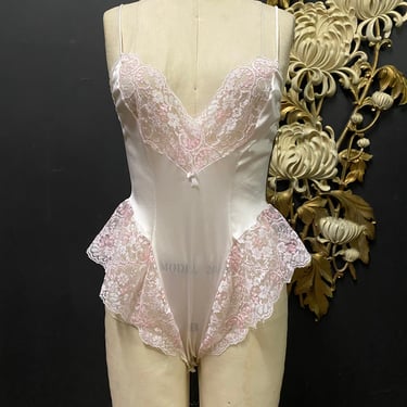 1980s teddy, vintage lingerie, white and pink, sexy one piece, 80s bodysuit, flutter hips, darling body fashions, small medium, onesie, sexy 