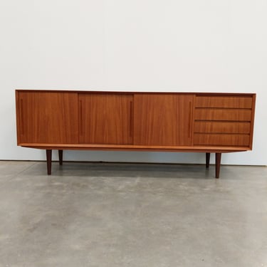 Vintage Danish Mid Century Modern Teak Credenza / Sideboard 