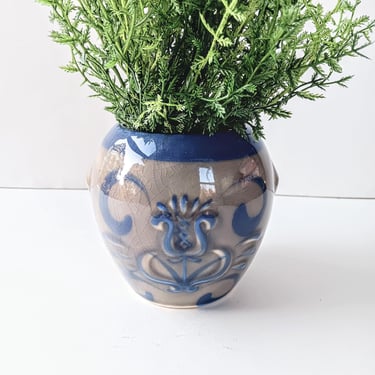 Vintage Inarco Pottery Crock Vase/ Rustic Farmhouse, Country Cottage Decor / Blue Trim Hand Painted Scroll Design/ Japan/ E4386 