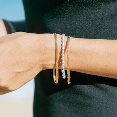 Dainty Gray Pearl Bracelet, Bracelet Gold, Dainty Pearl Jewelry,14k Gold Filled,Gold Bracelet,Peacock Pearl Bracelet,Beaded Bracelet,Hawaii 