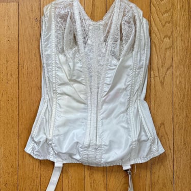 Vintage 1940s White Lace Boned Corset Lingerie Girdle Bra XXS Petite by TimeBa