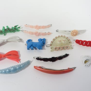 Vintage Plastic Barrettes  - Set of 13 Vintage Barrettes in Pink Plastic Box 