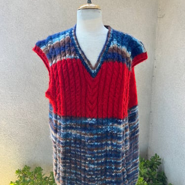 Vintage preppy hand knit oversized sweater vest cable style red blue colors stripes sz L/XL unisex 
