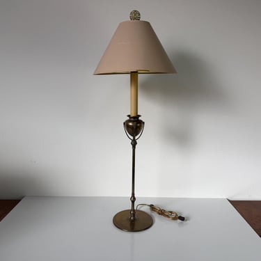 1980s Vintage Chapman Brass Table Lamp with Asian-Inspired Finial 