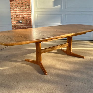 Vintage Mid Century Oak Dining Table With 2 Leaves Nordic Furniture Company - Free Shipping 