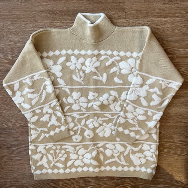 Vintage Cream and White Floral Turtleneck Sweater Women’s Large 