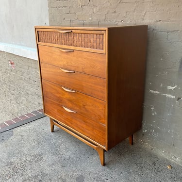 Lane MCM Chest of Drawers