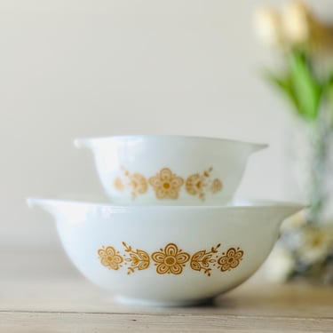 1970’s Pyrex Butterfly Gold Mixing Bowl Set of 2  White Bowls #441 and #443 