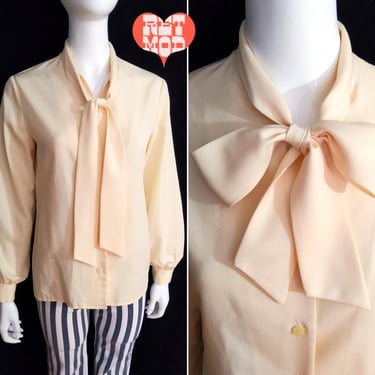 Lovely Vintage 60s 70s Light Cream Beige Long Sleeve Pussybow Blouse 