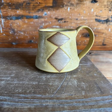 Mug - Yellow with Brown Geometrics 