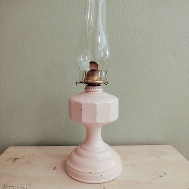 Vintage Early American "Homesteader" Oil Lamp by Bartlett-Collins Co. Sapulpa, OK 