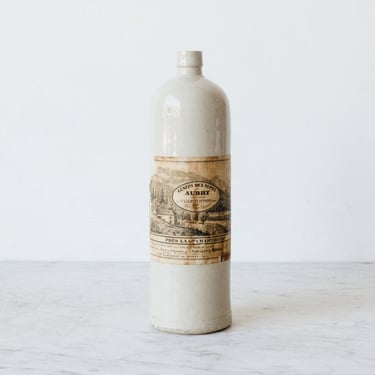 Chic Stoneware Bottle with Label
