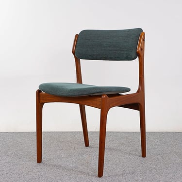 4 Teak Model 49 Dining Chairs by Erik Buch - (D1116.1) 