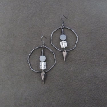Hammered gunmetal hoop earrings 