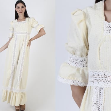 Rag DollsSan Francisco Dress, Vintage 70s Prairie Style, White Crochet Lace, Boho Wedding Gown 