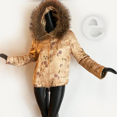 Gorgeous Asian Hooded Parka with Fox Fur Trim • Vintage Y2K Chinese Floral Brocade Puffer Jacket Hoodie • Rockabilly Couture Hippie Boho M L 