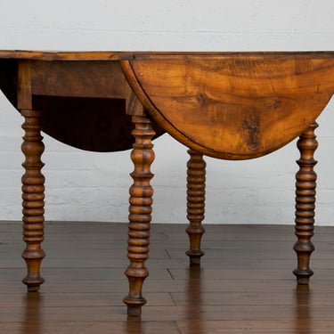 Late 19th Century Country French Provincial Drop Leaf Walnut Round Dining Table or Console 