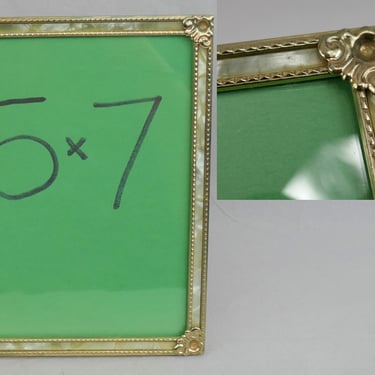 Vintage Picture Frame - Gold Tone Metal - Decorative Corners & Trim - Tabletop or Wall - Holds 5