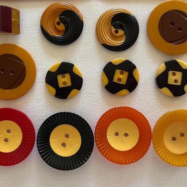 Buttons Bakelite cookies choice varied 