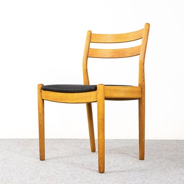 4 Danish Oak Dining Chairs by Poul Volther - (322-171) 