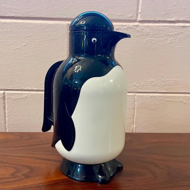 Vintage 1980s Metrokane Penguin Insulated Carafe 