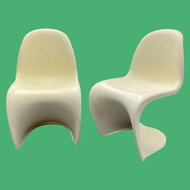 Vintage Kid Chairs Retro 2000s Mid Century Modern + Replica of Verner Panton + Vitra Style + Cream Plastic + Set of 2 + Childrens Furniture 