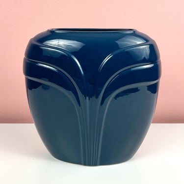 Flat Profile 80s Art Deco Vase 