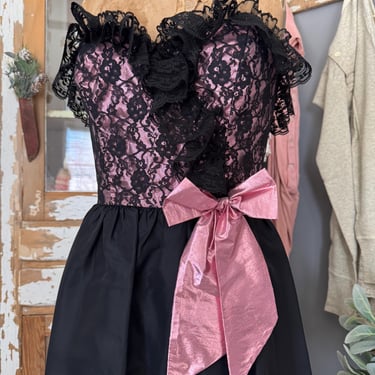 Vintage Dresses for Prom, Homecoming and Formals from vintage, locally  designed and unique fashion stores in San Diego